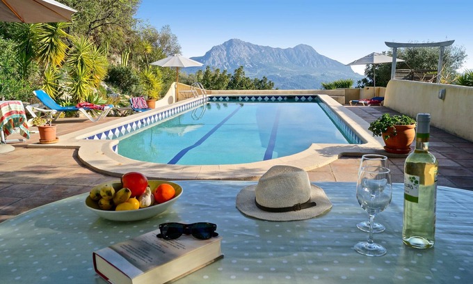 Gaucin Villa | Delightful Country house on 2 acres, very large private pool in stunning setting