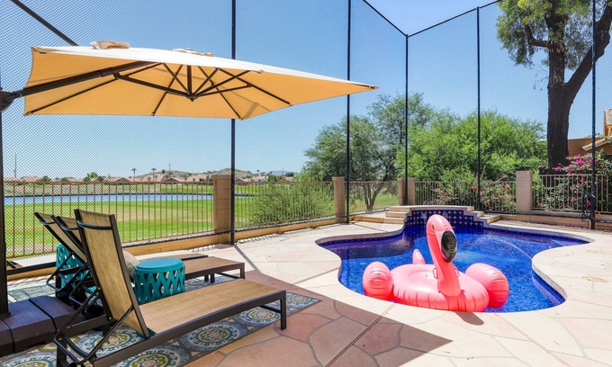 Foothills House | Delightful golf escape with pool, lawn games, pool table, fast WiFi & central AC