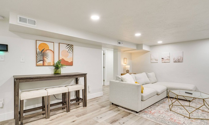 Kearns House | Delightful Home ~ 14 Mi to Downtown Salt Lake City