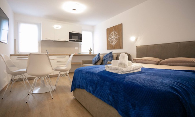 Chioggia Apartment | Delightful, luminous apartment in the historical part of Chioggia