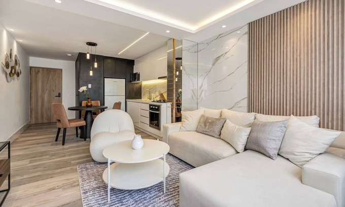 El Tesoro Apartment | delite* Elite Heaven:Luxurious1Bed+1bath