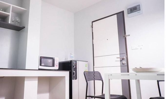 Chang Phueak Apartment | Deluxe Apartment for rent in Chiangmai (DVR-3)