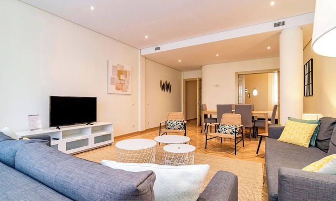 Castellana Apartment | Deluxe Apartment Velazquez Suites I