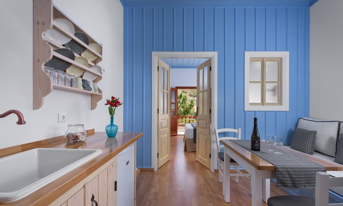 Pedi Apartment | Deluxe Apartment with Private Balcony and Sea View B, Symi