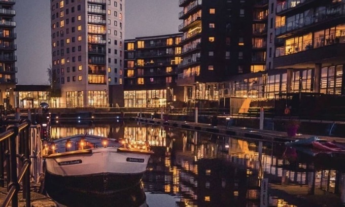 Leeds Apartment | Deluxe City Centre Apt Balcony View Free Parking