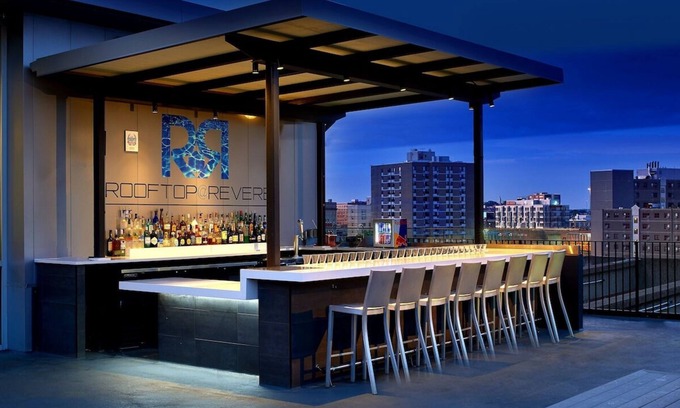 Bay Village Hotel | Deluxe City View Room King Bed, Revere Hotel, On-site Dining, Near Copley Square