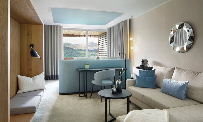 Tegernsee House | Deluxe Double Room with Lake View - DAS TEGERNSEE