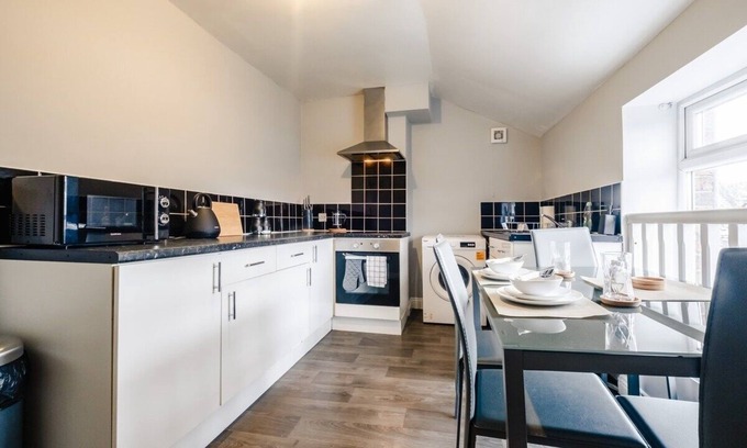 North Shields Apartment | Deluxe Loft Near Tynemouth