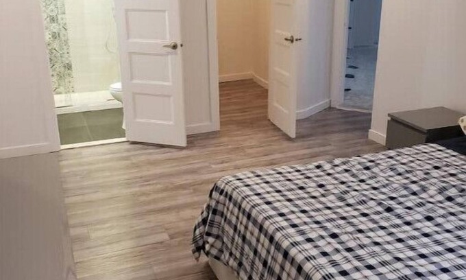 Laval Apartment | Deluxe newly renovated Apartment