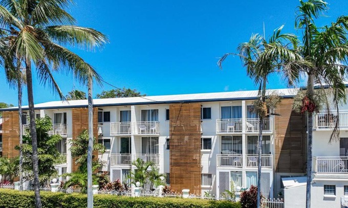 Emu Park Apartment | Deluxe Studio - Unit 14