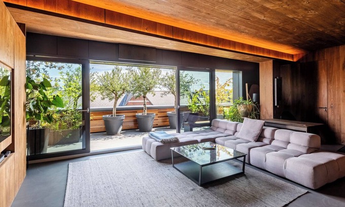 Shoreditch Apartment | Deluxe Two-Bedroom Penthouse