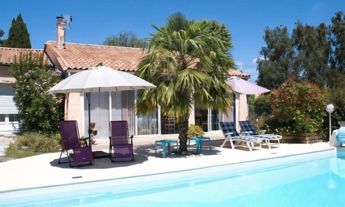Plassac Bed & Breakfast | Demeure de l'Estuaire : Twin Room with Private Bathroom