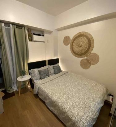 Project 4 Apartment | Den and Then City View