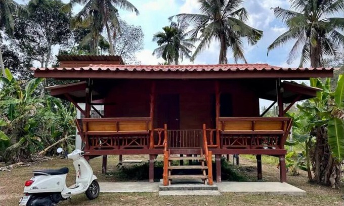 Ko Pha-ngan House | Deniz’s Lakeside Retreat
