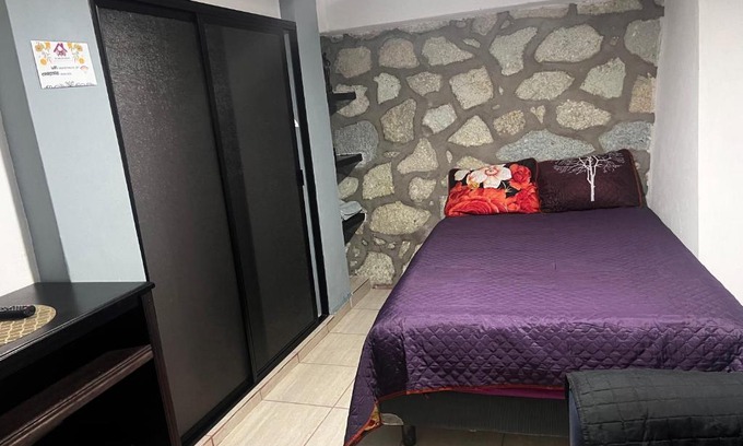 Calzada Madero Apartment | Departamento de Cantera