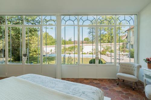 Bleury-Saint-Symphorien Bed & Breakfast | Depuis la verrière