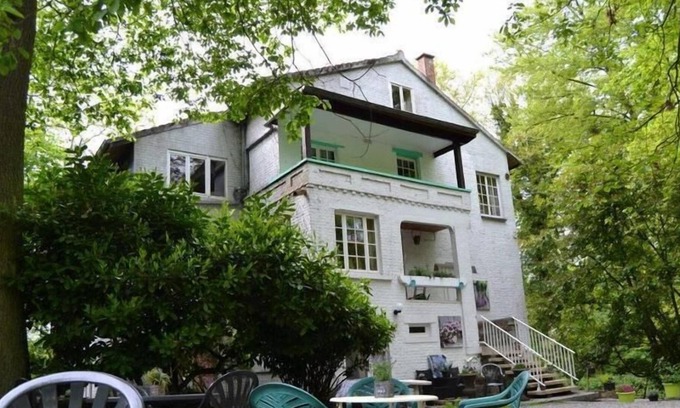 Marcinelle Apartment | Des Jardins De La Fontaine Qui Bout
