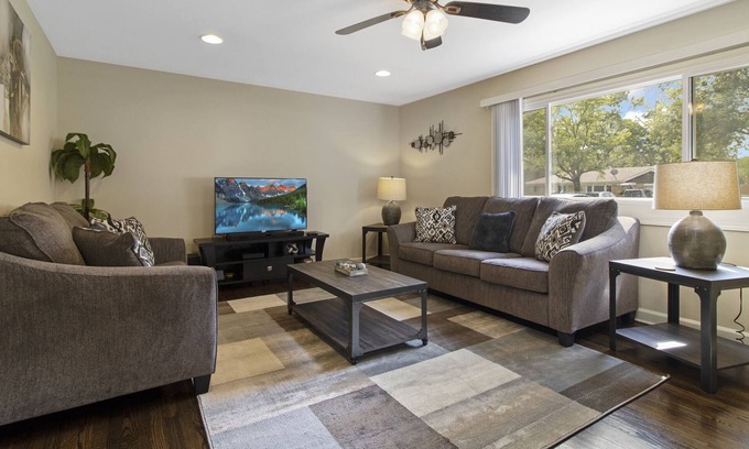 Des Plaines House | Des Plaines Rental