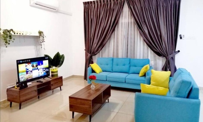 Bandar Penawar House | Desaru Cozy Home, 11pax, Beach ,Waterpark, Wifi, BBQ