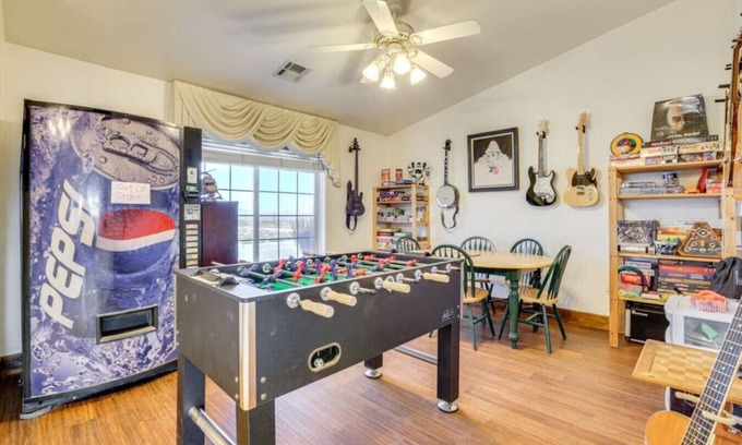 Pahrump House | Desert Charm | Between Death Valley and Las Vegas
