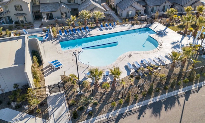 Sienna Hills House | Desert Edge Retreat-Pool and Hot Tub!