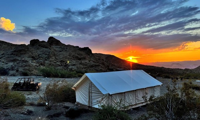 Nelson Apartment | Desert Oasis Grand Suite in Mojave Desert