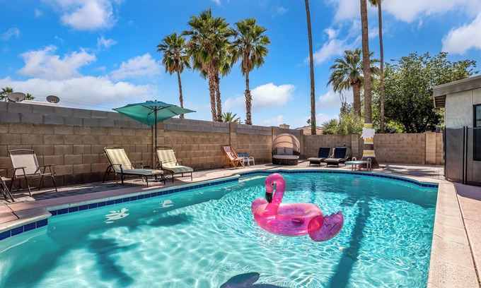 Raskin Estates House | Desert Oasis w/heated pool, themed rooms, family fun, close to golf & shopping!
