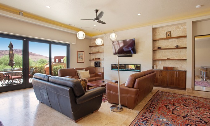 St. George House | Desert retreat with great red rock views & patios - near Snow Canyon