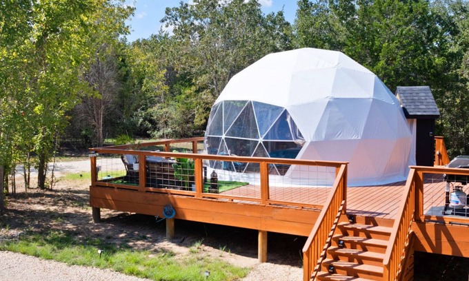 Bastrop County Cabin | Desert Rose-Luxury Glamping