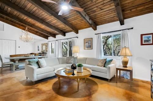 Tucson House | Desert Serenity at Walker Ranch