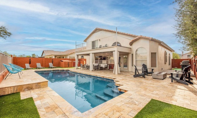 Estrella Mountain Ranch House | Desert View near lakes, baseball, golf & trail, heatedˇ pool + main floor king