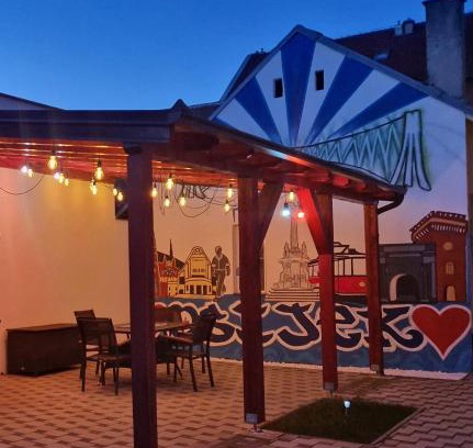 Osijek Apartment | Design Apartments Red Blue