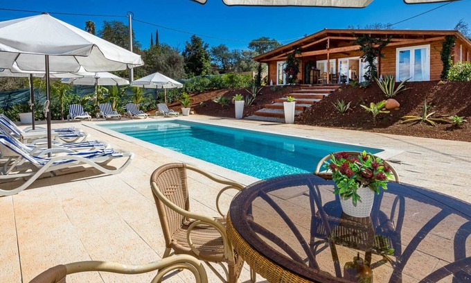 Albufeira Ski Chalet | Design Chalet in Albufeira With Private Pool