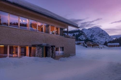 Lech am Arlberg Ski Chalet | Design Chalets Lech
