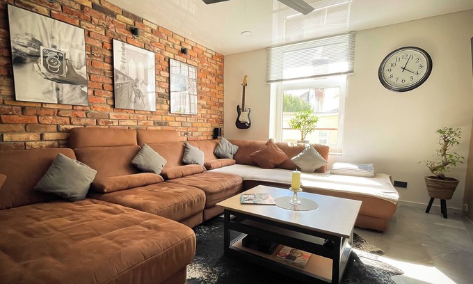 Herford Apartment | Design Loft Herford - Außergewöhnliche Wohnung nur 750m von Innenstadt Entfernt