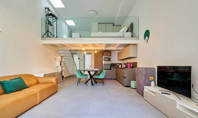 Cagnola Apartment | Design Loft with Private Garden | Portello