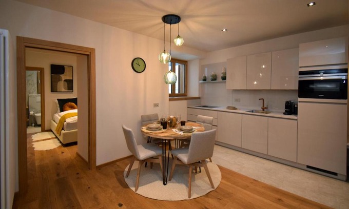 Dosoledo Apartment | Design Residence Nellere II