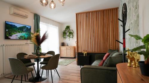 Corvin negyed Apartment | Designer Boutique Central Apartment