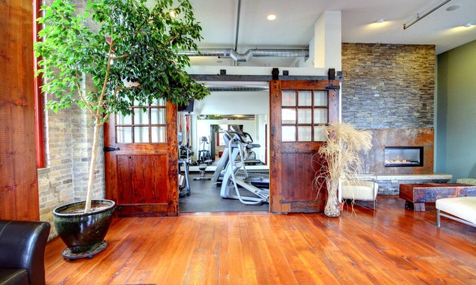 Dinkytown Apartment | Designer Lofts in Dinkytown: Small or Large Groups