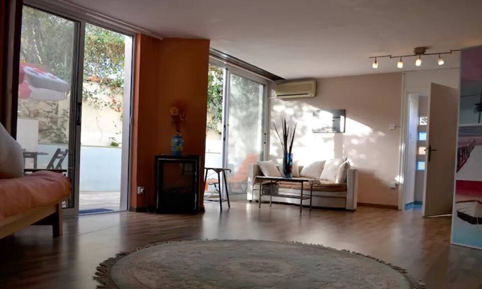 Chlorakas Apartment | Designer made studio just 200 meters from the beautiful sundy beach