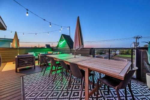 Nashville House | Designer Single Family House-Rooftop- Hot Tub