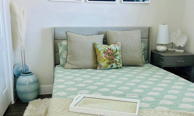 Interchange Square Condo | Designer three bedroom three bath condo with expensive river and pool views