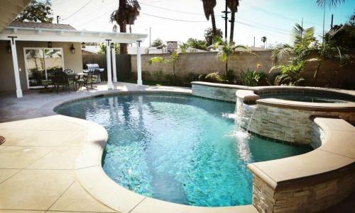 Anaheim Resort House | Destination #29