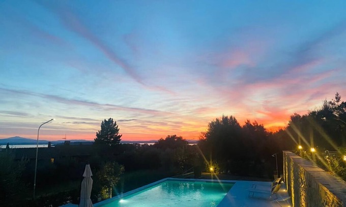 Passignano sul Trasimeno Villa | Detached Villa with Lake View - Passignano - Between Relaxation, Comfort, Nature