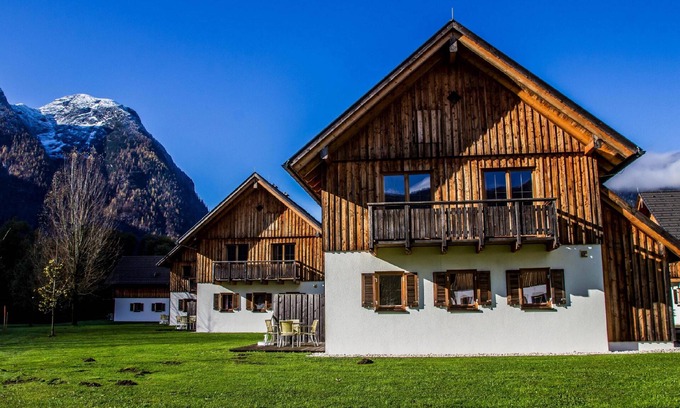 Obertraun House | Detached chalet in the Austrian Alps