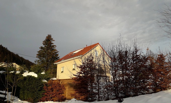 Bellefontaine House | Detached house sleeps 6 3 bedrooms / 2 shower rooms near resorts