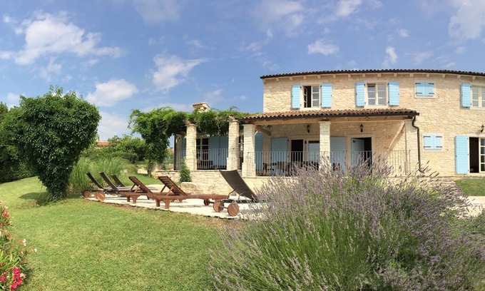 Buzet House | Detached stone villa with stunning views, private pool, WLAN