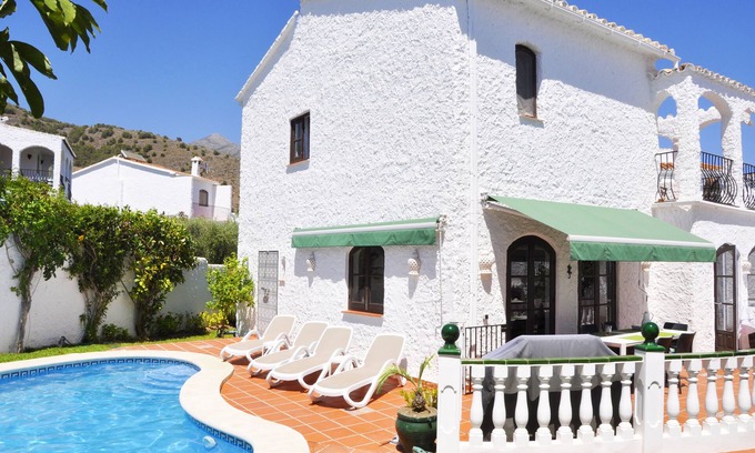 Nerja Villa | Detached villa with private pool and sea/mountain views in El Capistrano Village
