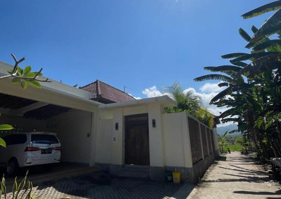 Medewi Hotel | Dev house
