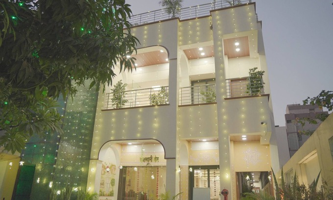 Bani Park House | Dev Sneh Residency